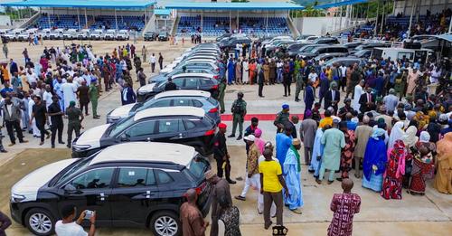 His Excellency Present 11 Cars to Judges